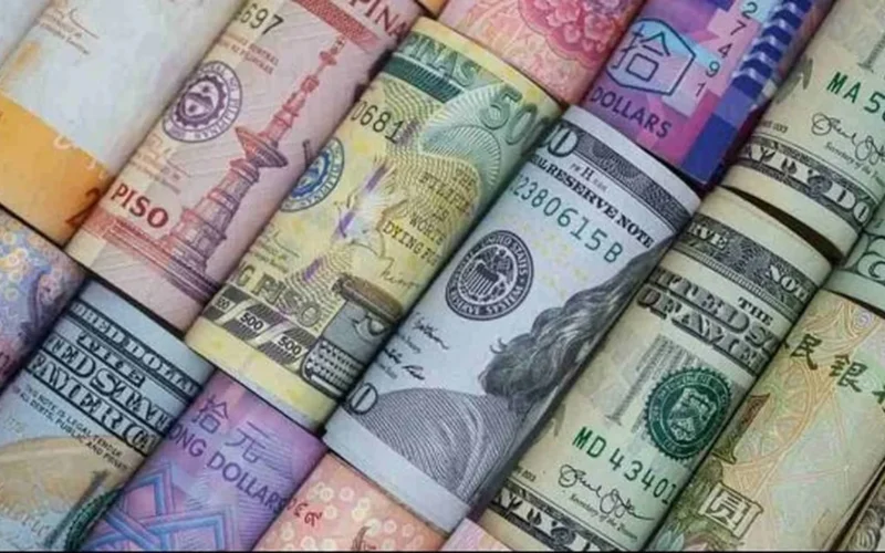 تغيرات سعر العملات الأجنبية والعربية مقابل الجنيه في بنك CIB مساء الجمعة